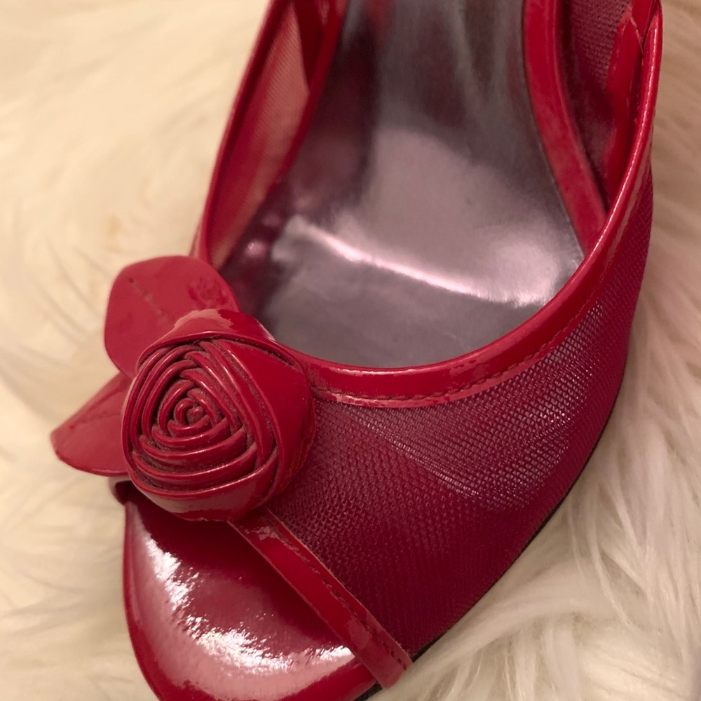 Shoes - Picture 3 of 3